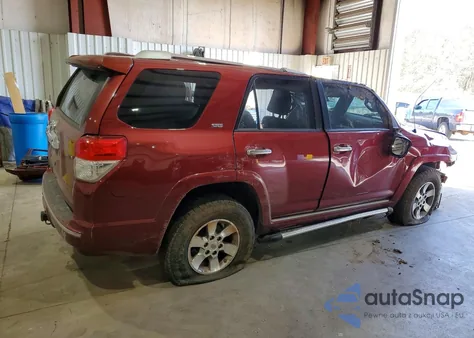 2011 Toyota 4Runner Sr5 z USA, uszkodzony, nr VIN JTEBU5JR2B5063092